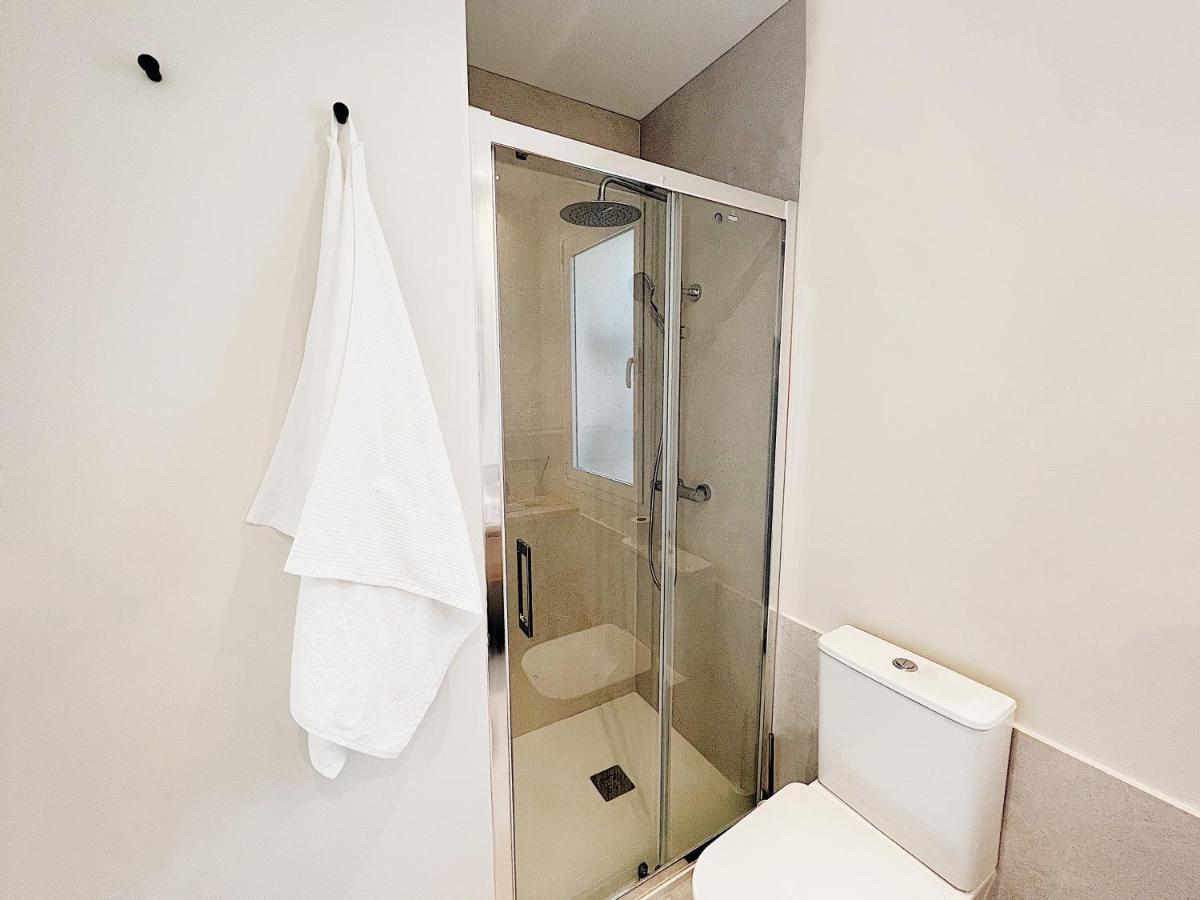 Ferienwohnung Apartamento De Diseno En Pleno Centro - Atocha Madrid Exterior foto